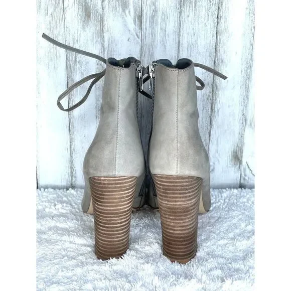 Steve Madden Freemee Lace Up Nubuck Leather Peep-Toe Booties Gray Size 7 - Picture 4 of 8